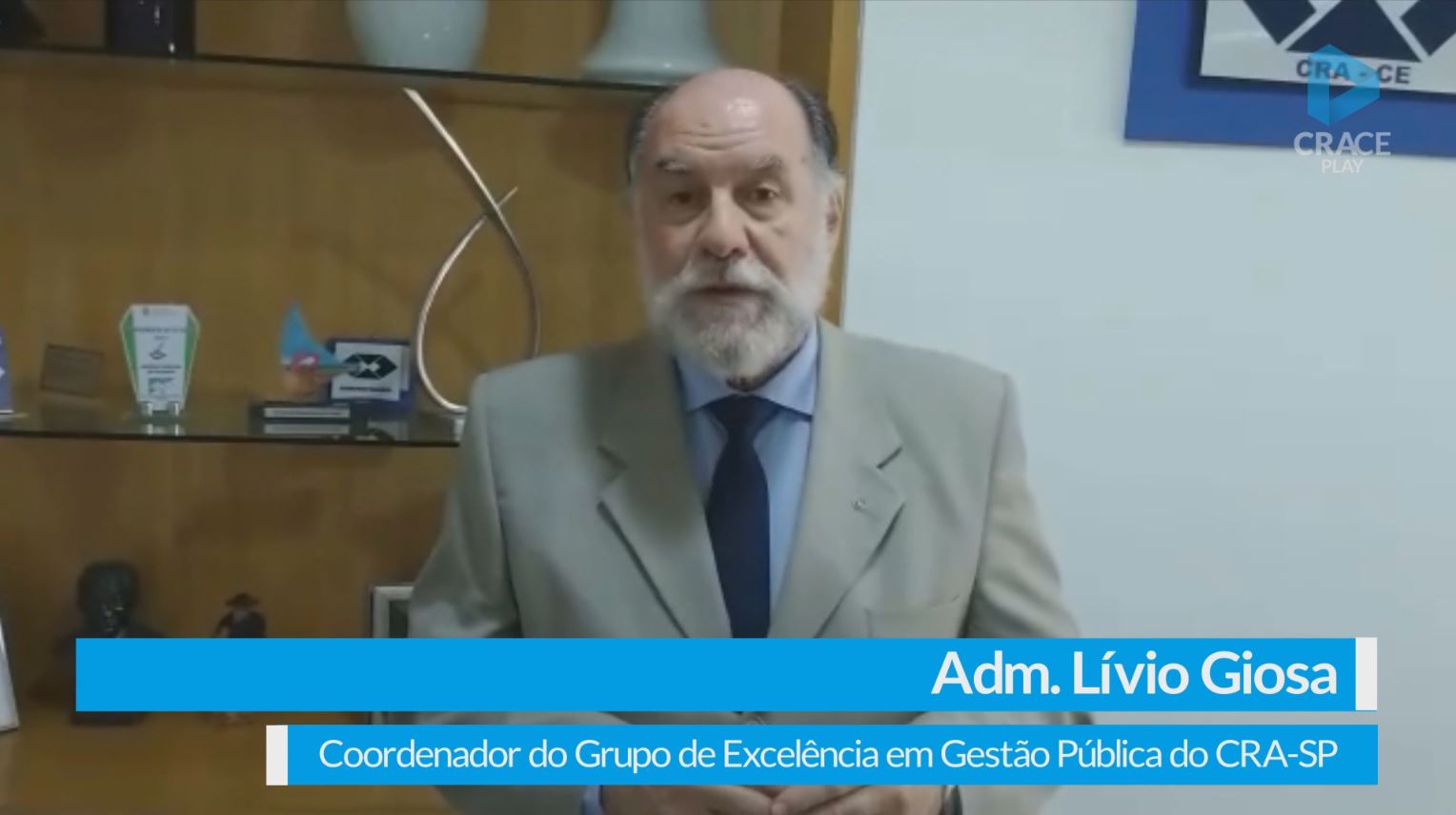 Adm. Lívio Giosa comenta sobre a participação do setor de serviços no PIB   Brasileiro